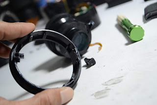 Service Lensa DSLR dan Mirorrles Macet ( zoom stuck ) di Banyuwangi
